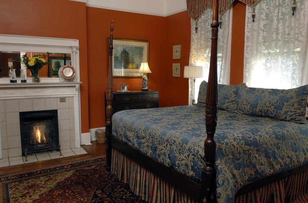 Foley House Savannah